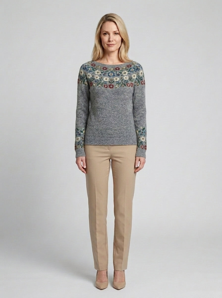 Linsy | Women's Elegant Sweater, Patterned Winter Knit - Gray/Flowers Front [Lystr 6a877fba9a6f0463cfb6d808:gray flowers:front]